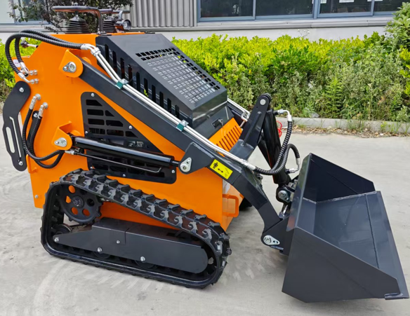 23HP MINI SKID STEER LOADER